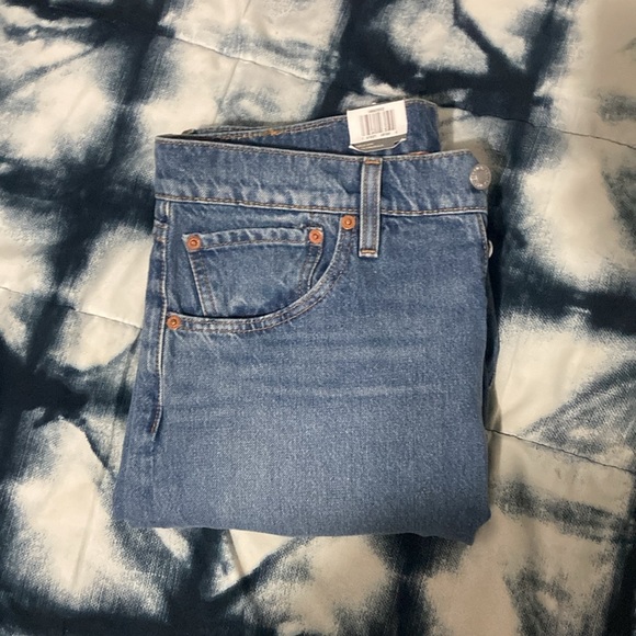 Brand new Levi 501 Strong 31W 32L - Picture 11 of 11